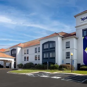 Hotel Spark By Hilton Airport